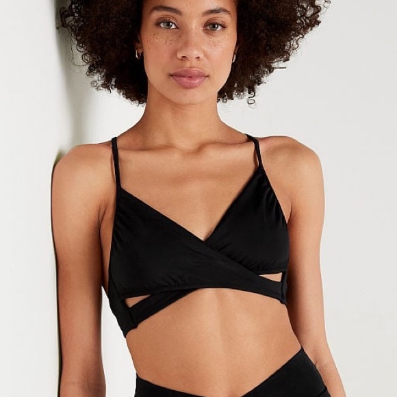 VS 32DDD Bikini - Picture 1 of 5